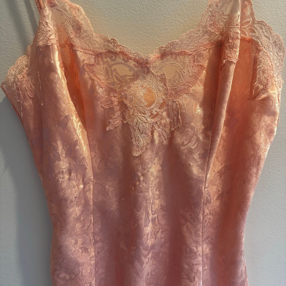 Vintage Victorias Secret Gold‎ Label Medium Slip Dress Satin Chemise Pink Lace - Picture 2 of 13